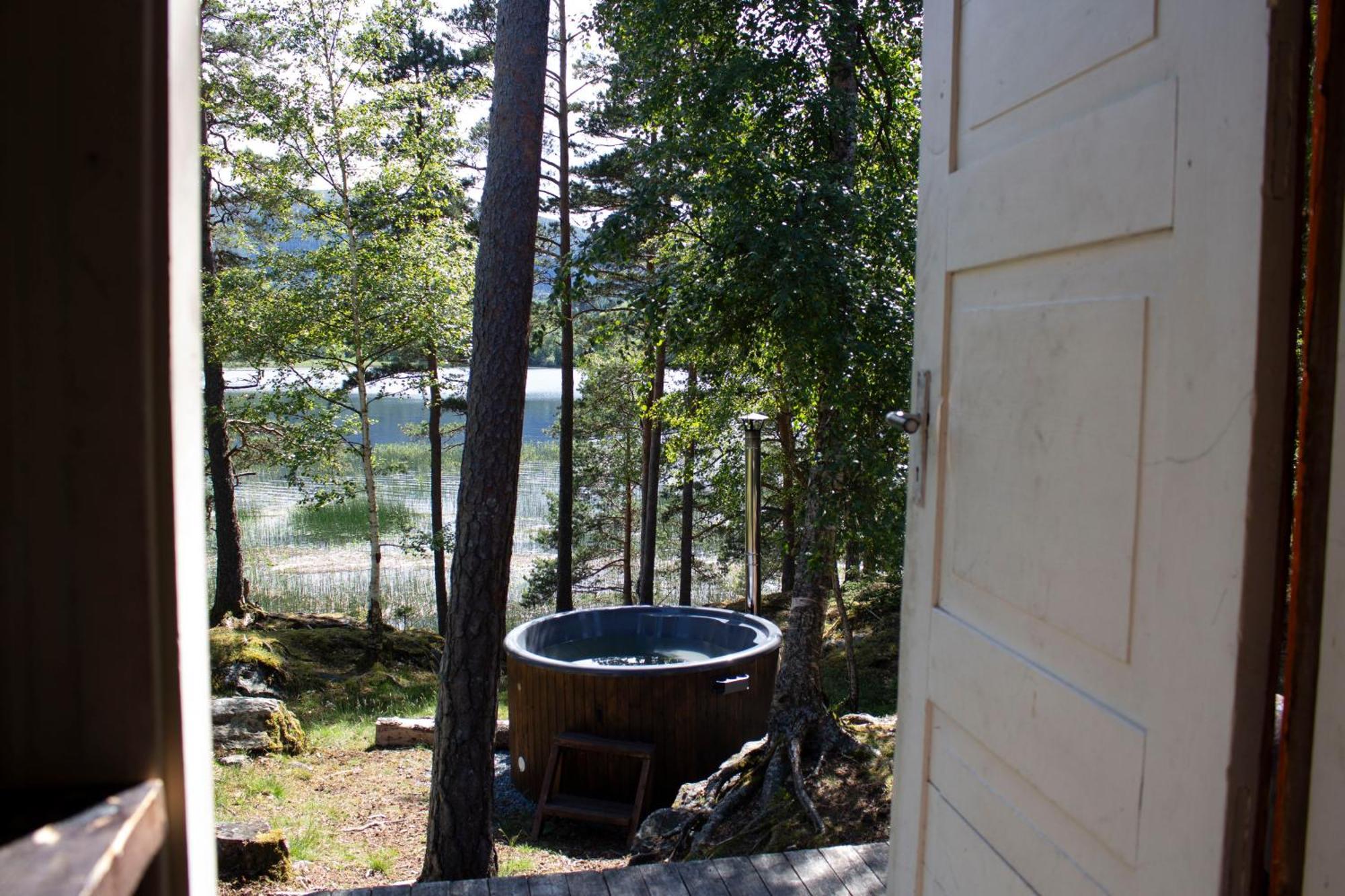 ホテル Cosy Cabin Without Running Water And Electricity レバンゲル エクステリア 写真